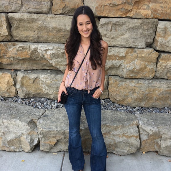 Meet your Posher, Ren - Picture 2 of 5